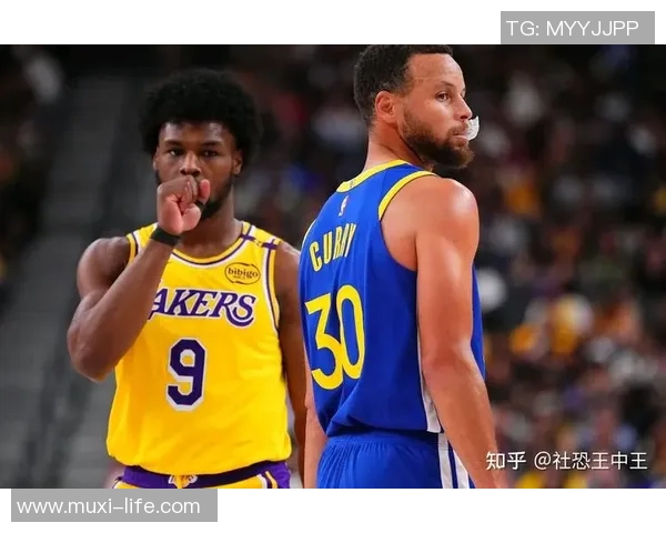 湖人候补2奇兵实现天分！布朗尼稳安排防卫，史密斯打成候补强盗